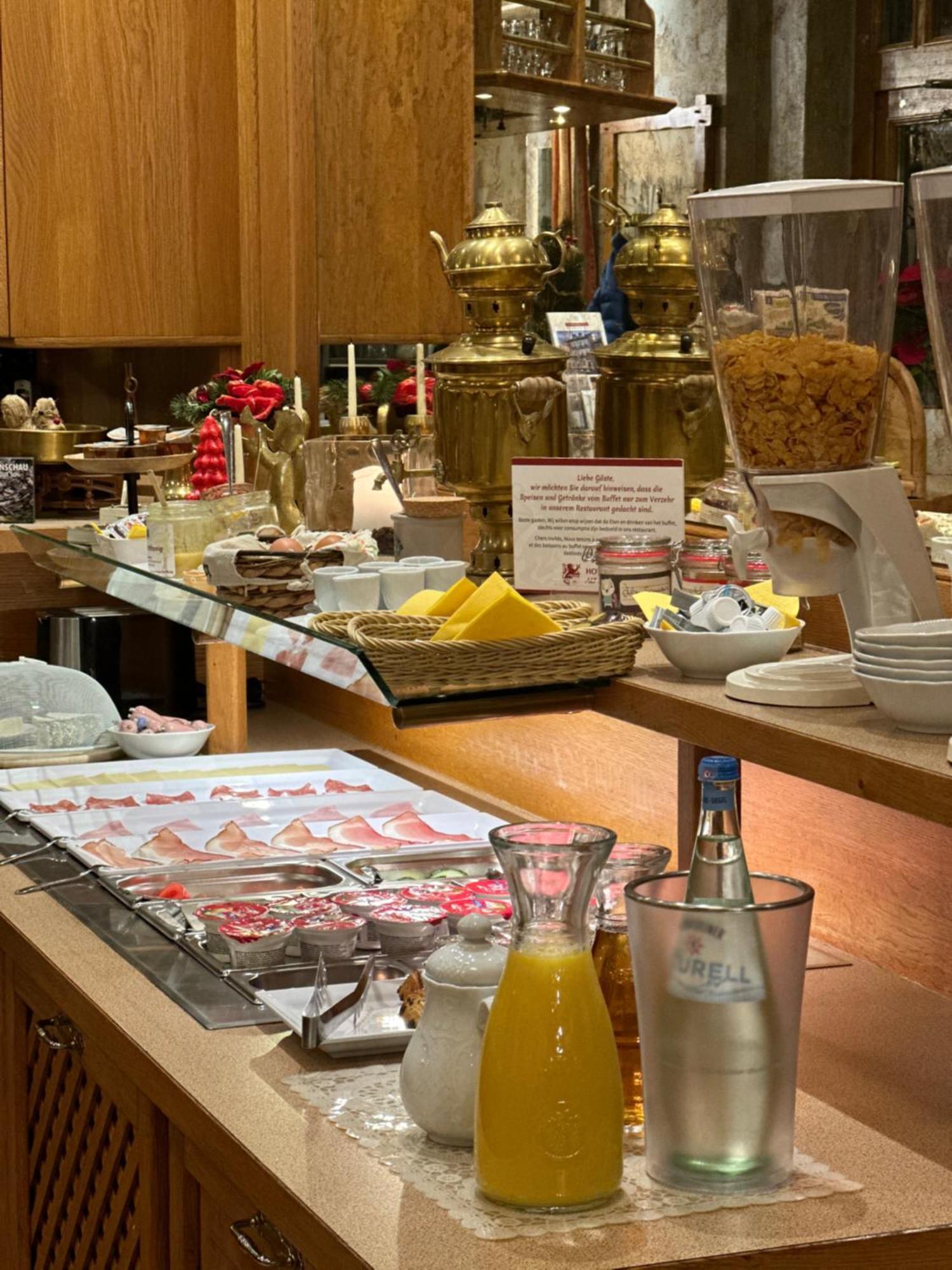 Hotel Alt Montjoie Extérieur photo