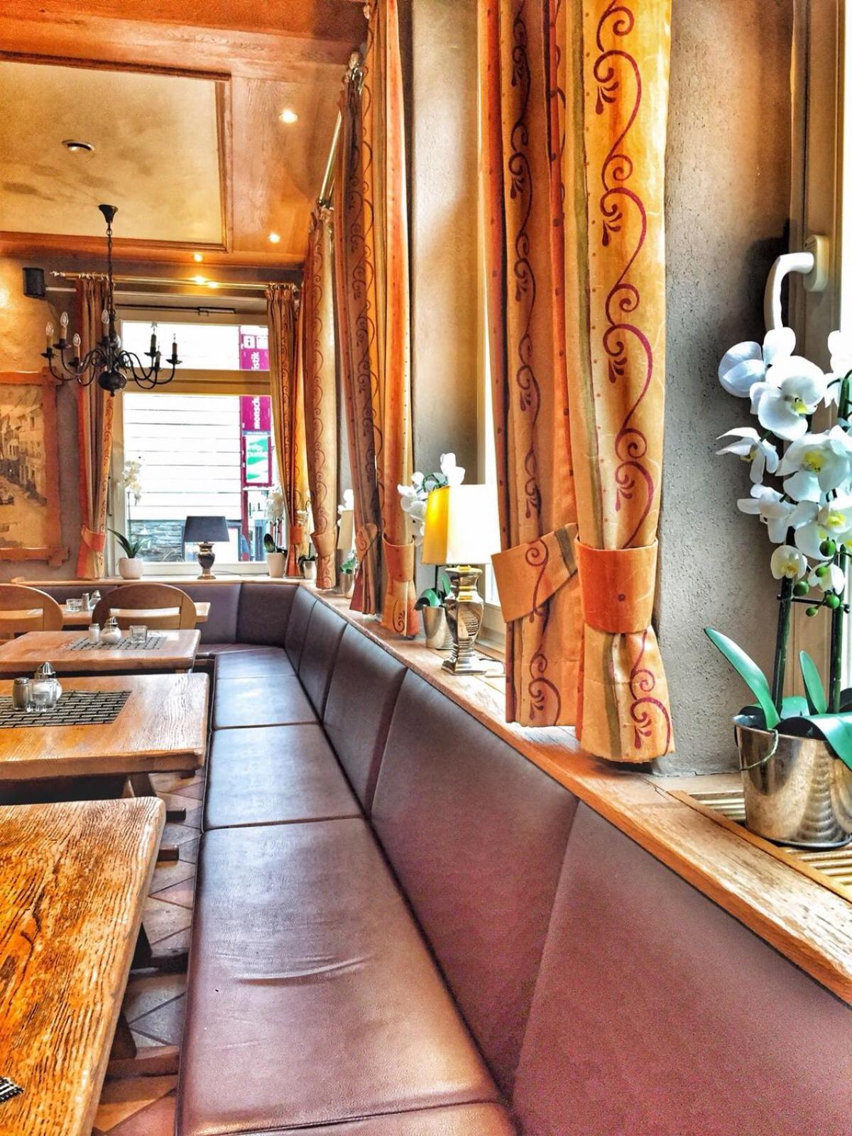 Hotel Alt Montjoie Extérieur photo