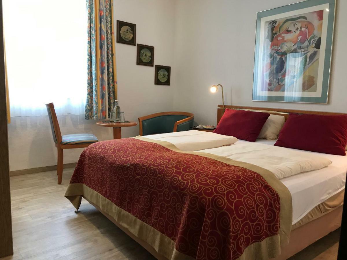 Hotel Alt Montjoie Extérieur photo